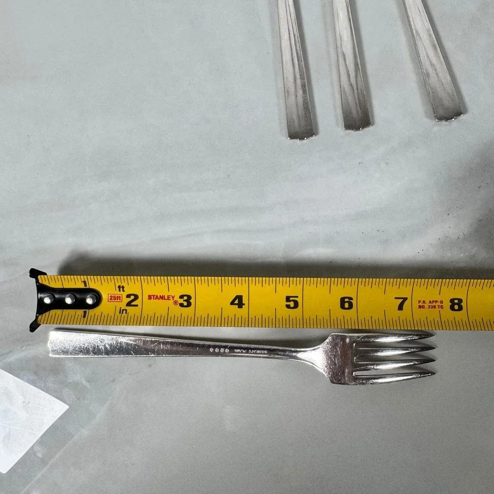 Set of 4 Oneida Nobility Plate Silver‎ Plated Dinner Forks Caprice Floral Lot 1